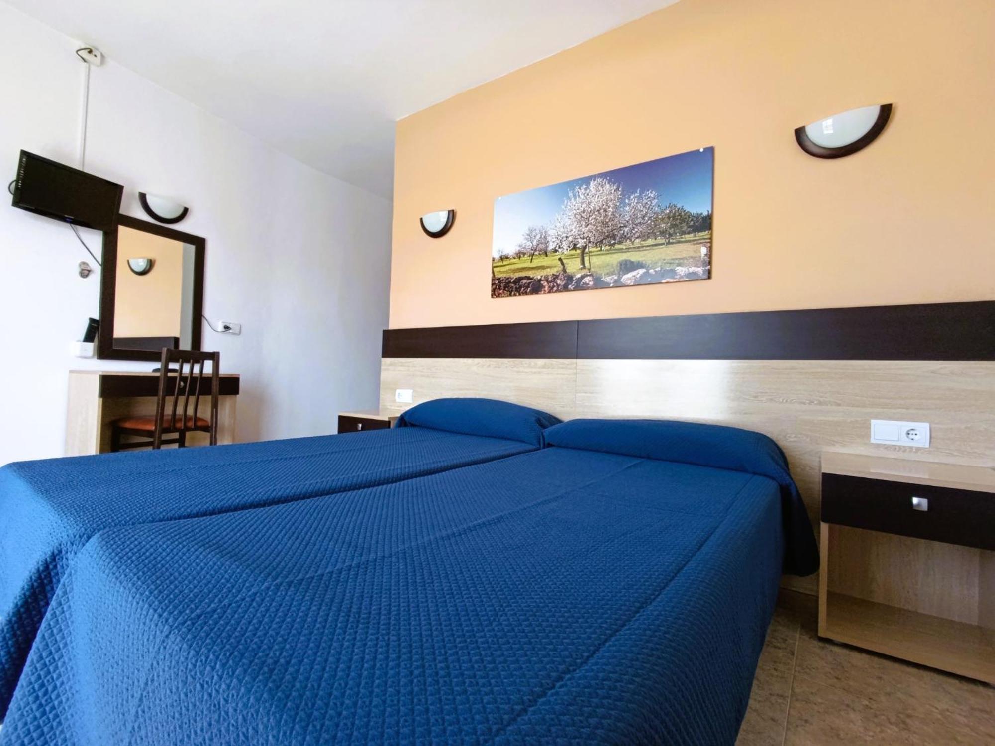 Hostal Horizonte San Antonio  Luaran gambar A typical hotel room