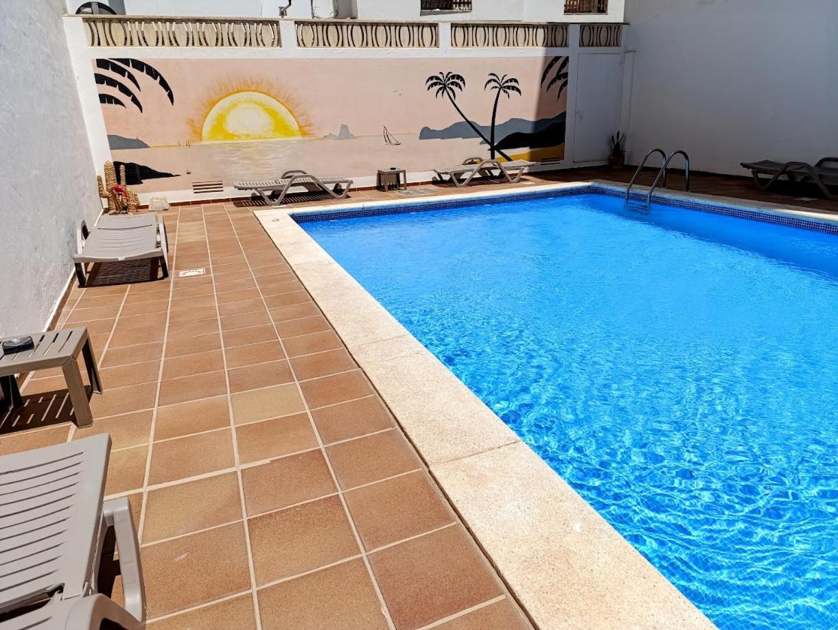 Hostal Horizonte San Antonio  Luaran gambar A swimming pool